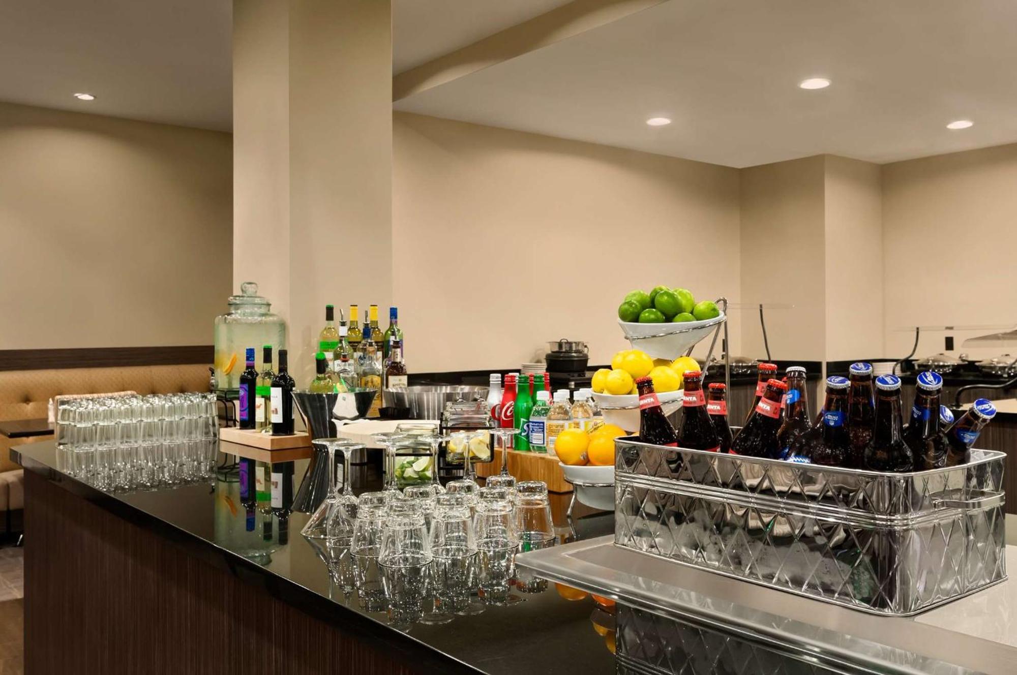 Embassy Suites By Hilton Salt Lake West Valley City Eksteriør bilde